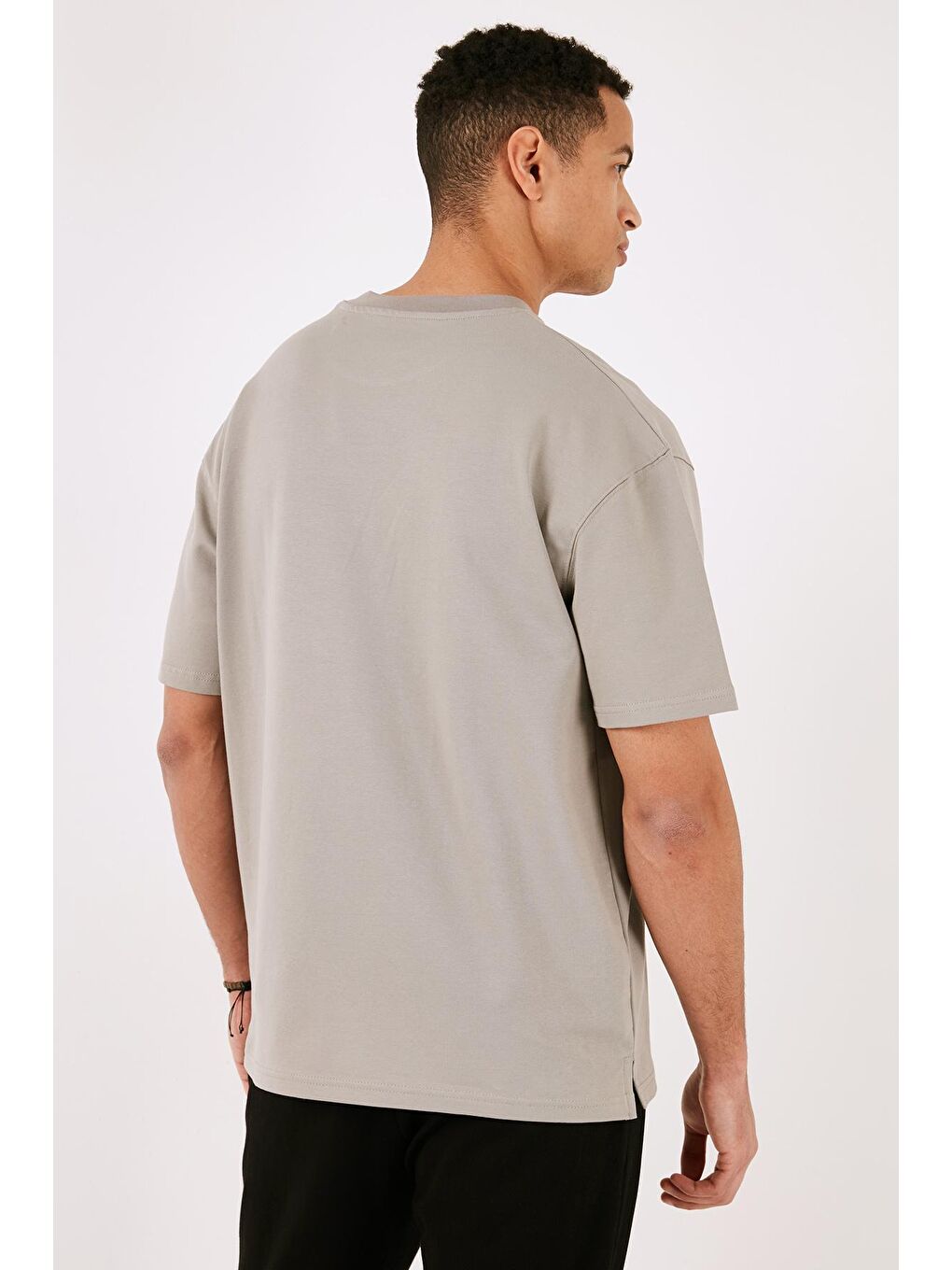 Buratti Gri Pamuklu Bisiklet Yaka Relaxed Fit Basic T Shirt 5902610 - 4