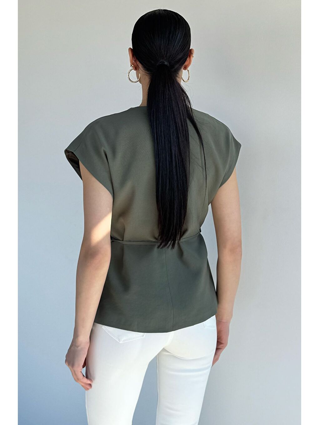 Haki Kadın Bel Bağlamalı Gold Düğmeli Yelek-3