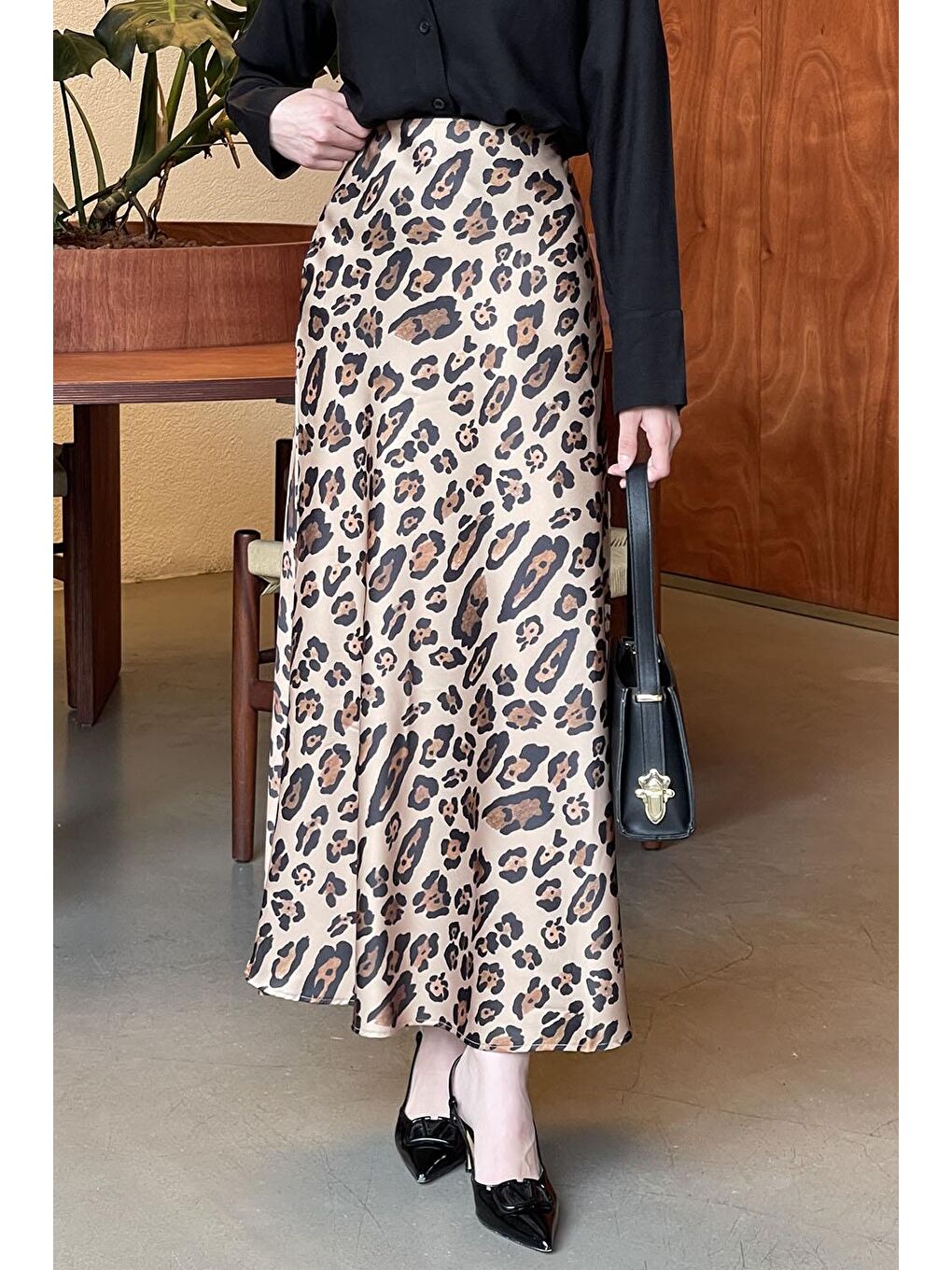 Kahverengi Saten Pamuklu Leopar Etek Camel-2