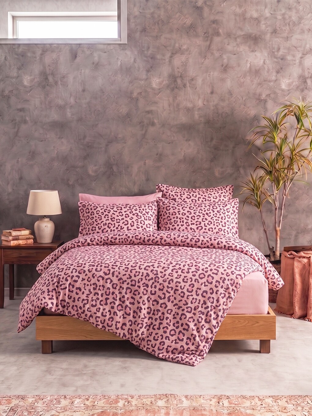 Çift Kişilik Nevresim Seti Pembe Leopar