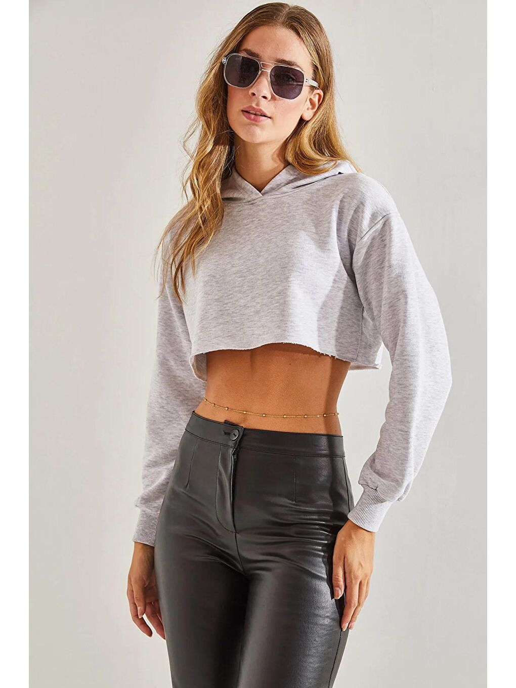 SHADE Gri Kadın Kapişonlu Crop Sweatshirt - 2