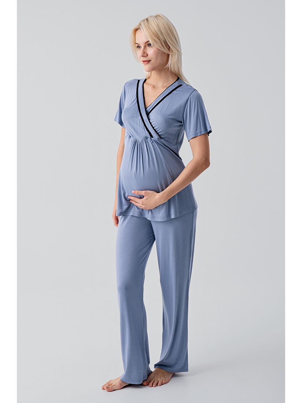 İndigo Kısa Kollu Emzirme Bölmeli Ayarlanabilir Bel Esnek Viskoz Hamile Pijama Takım 19217-1