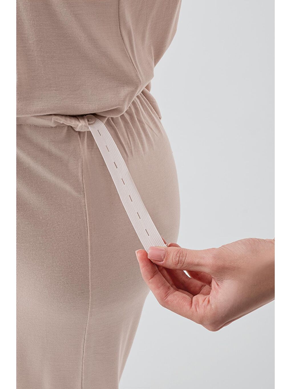 Bej Kısa Kollu Emzirme Bölmeli Ayarlanabilir Bel Esnek Viskoz Hamile Pijama Takım 19217-4