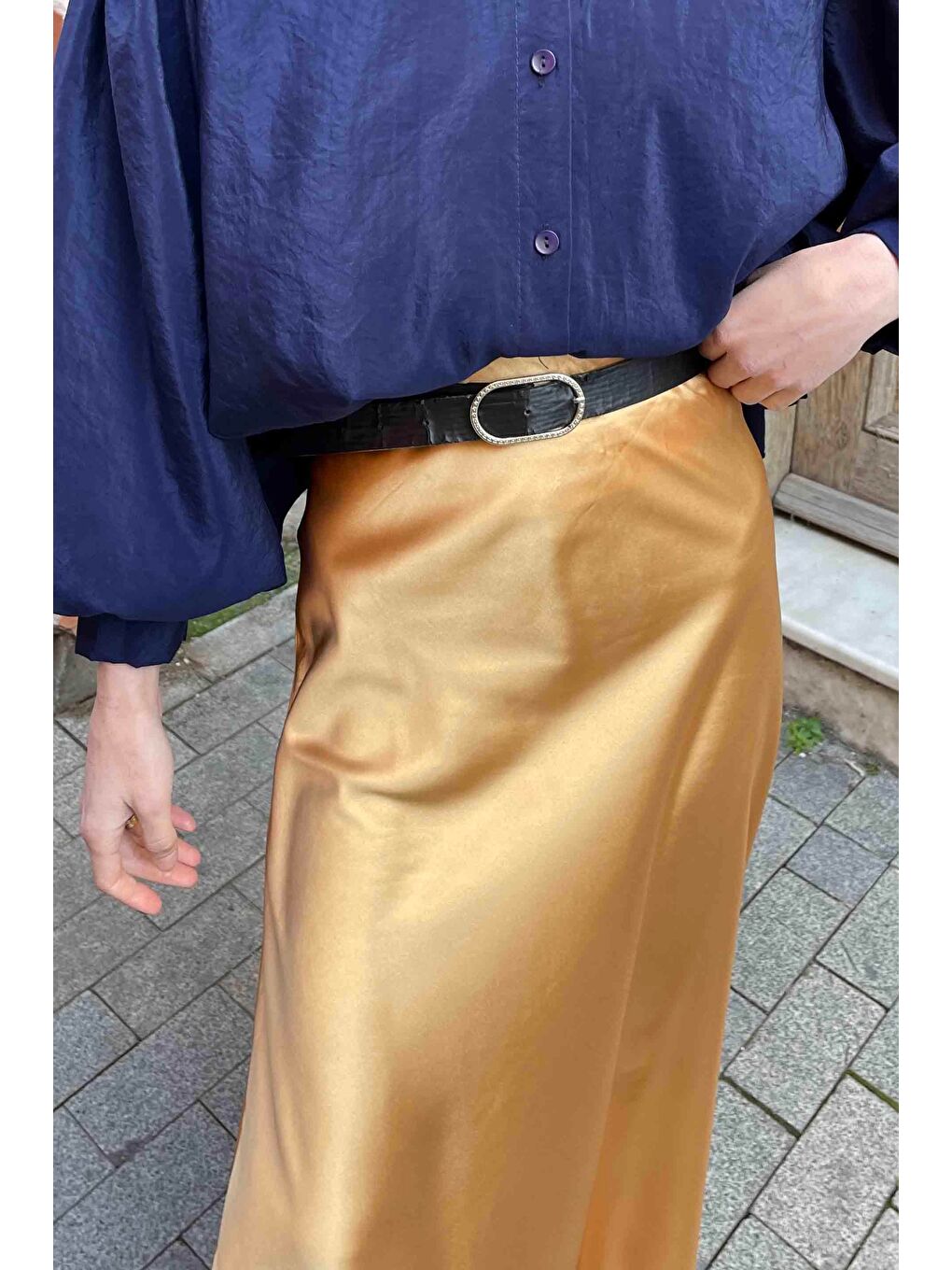 Sarı Düz Saten Çan Etek Gold-1