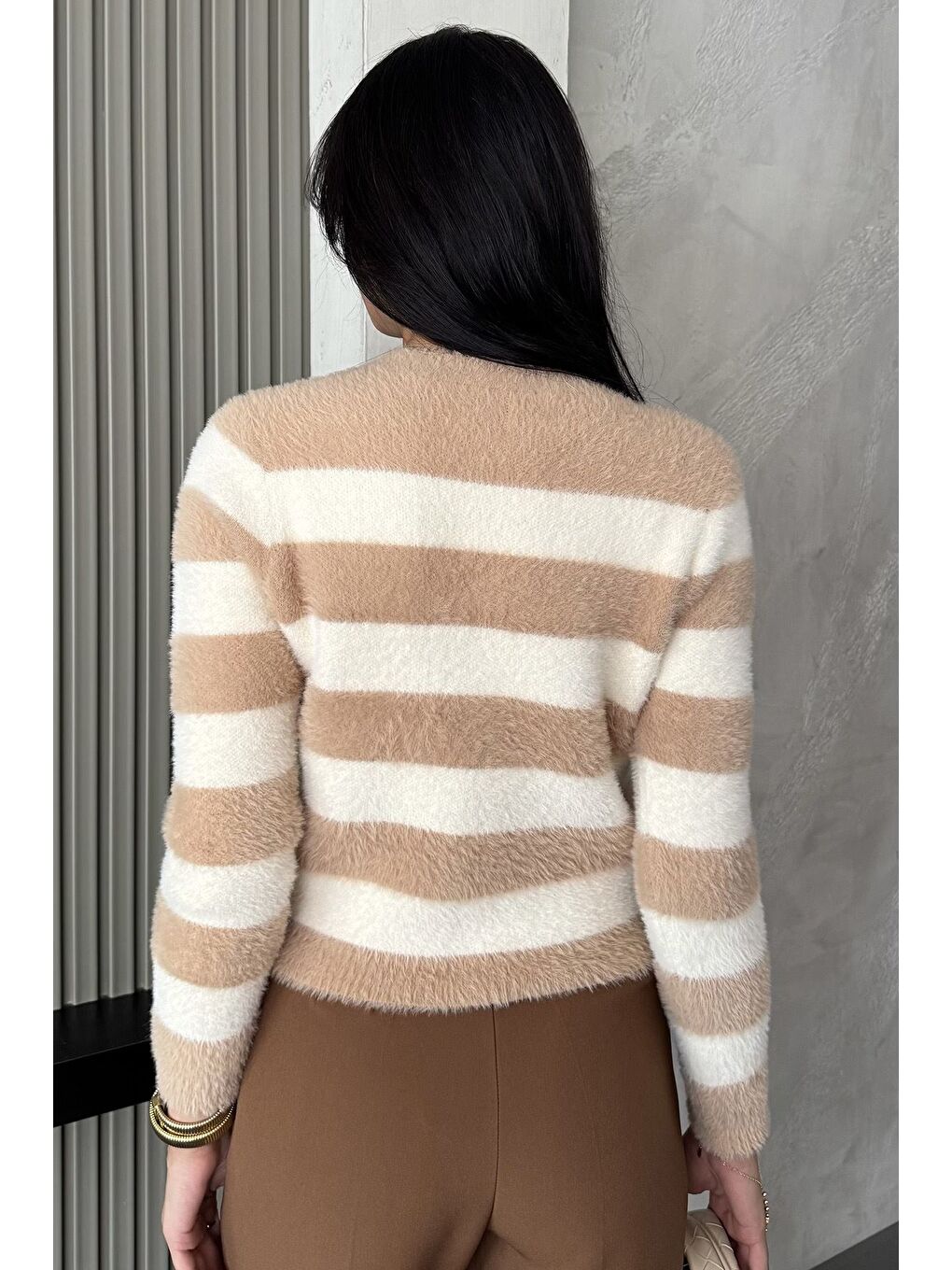 Bej Kadın Renk Bloklu Yumoş Triko Ceket (s-m-l Beden Uyumludur.)-2