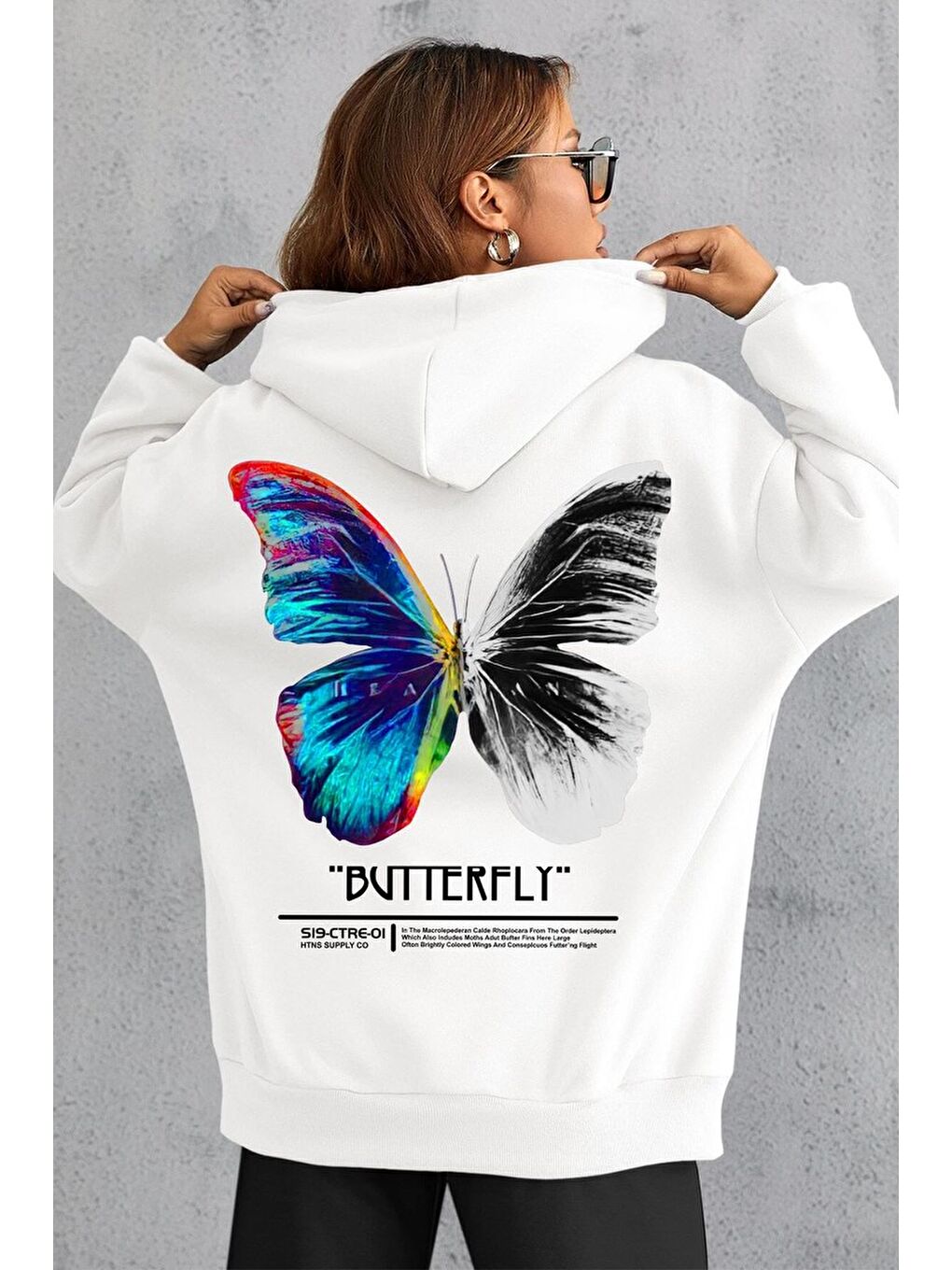 uyguntarz Beyaz Unisex Butterfly Sırt Baskılı Sweatshirt