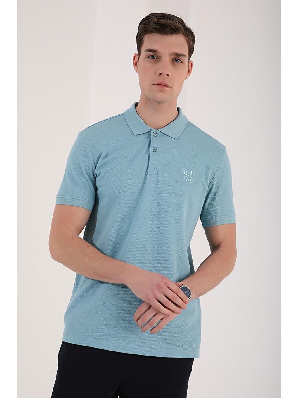 Buz Mavi Klasik Black Yazı Nakışlı Standart Kalıp Polo Yaka Erkek Tişört - 87760