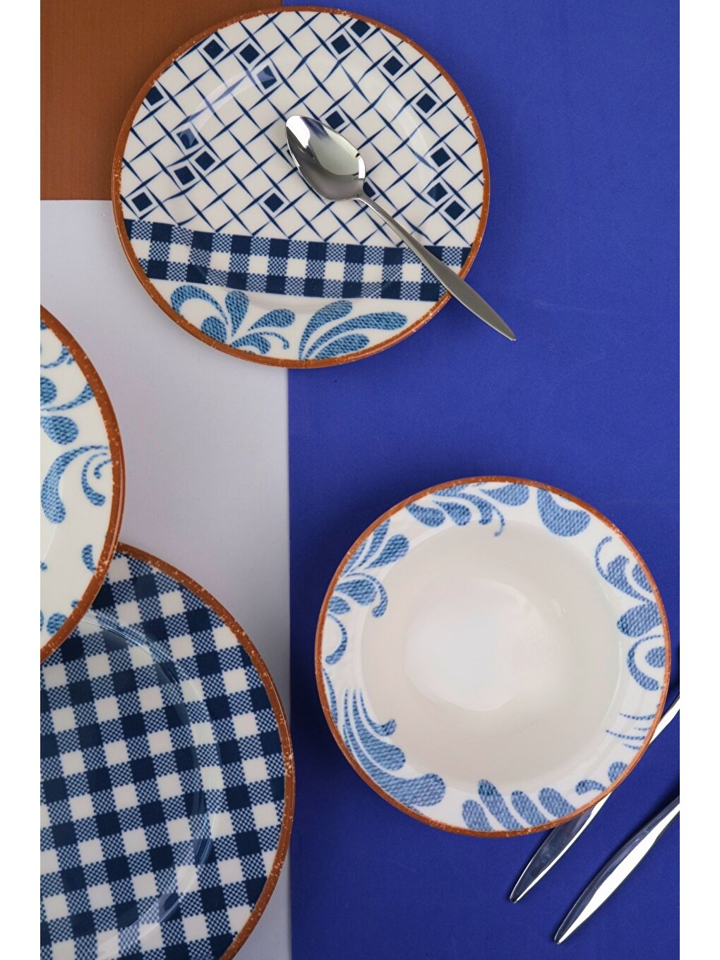 Karışık Porselen Lindy Yemek Takımı 6 Kişilik 24 Parça BNS24YKPRS1216-3