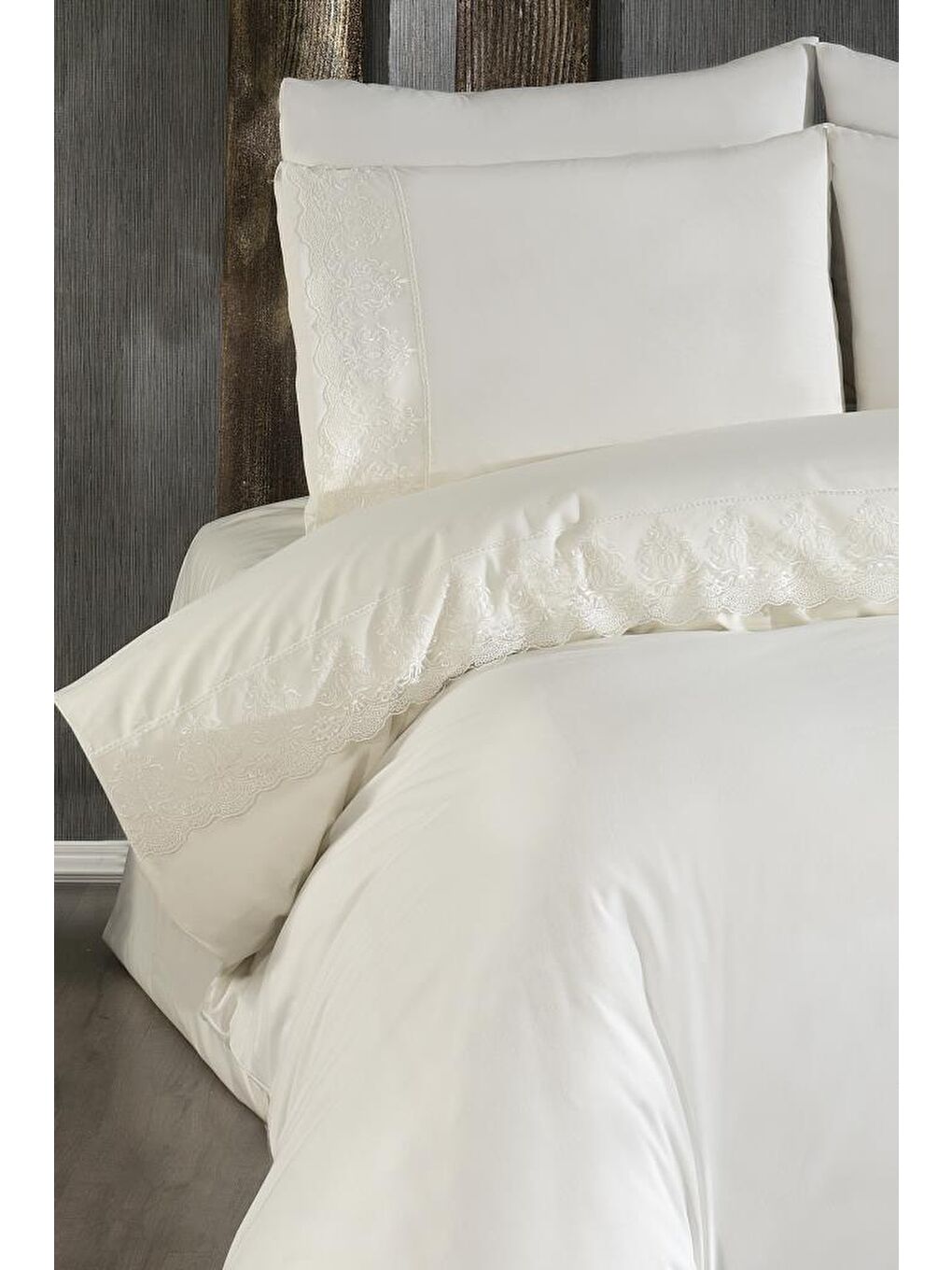 Ekru Fransız Dantelli Leyla Çeyizlik Nevresim Takımı Krem-1