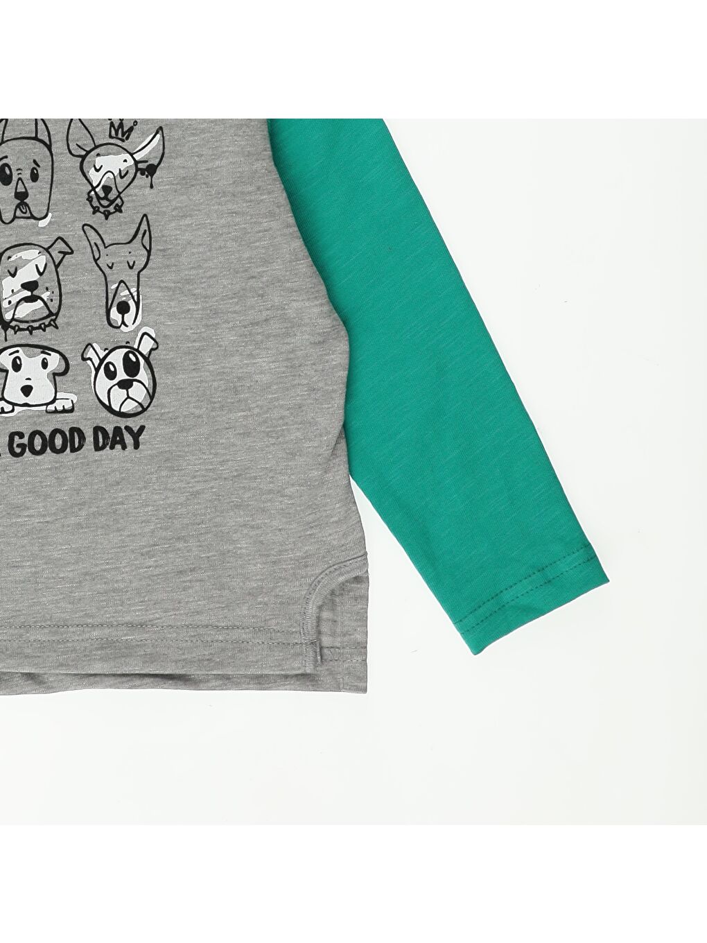 Yeşil Erkek Çocuk Bisiklet Yaka Yırtmaç Detaylı Tişört-2