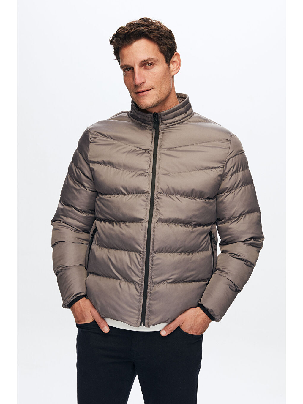 Slim Fit Gri Rüzgar Geçirmez Elyaf Dolgulu Şişme Mont-2