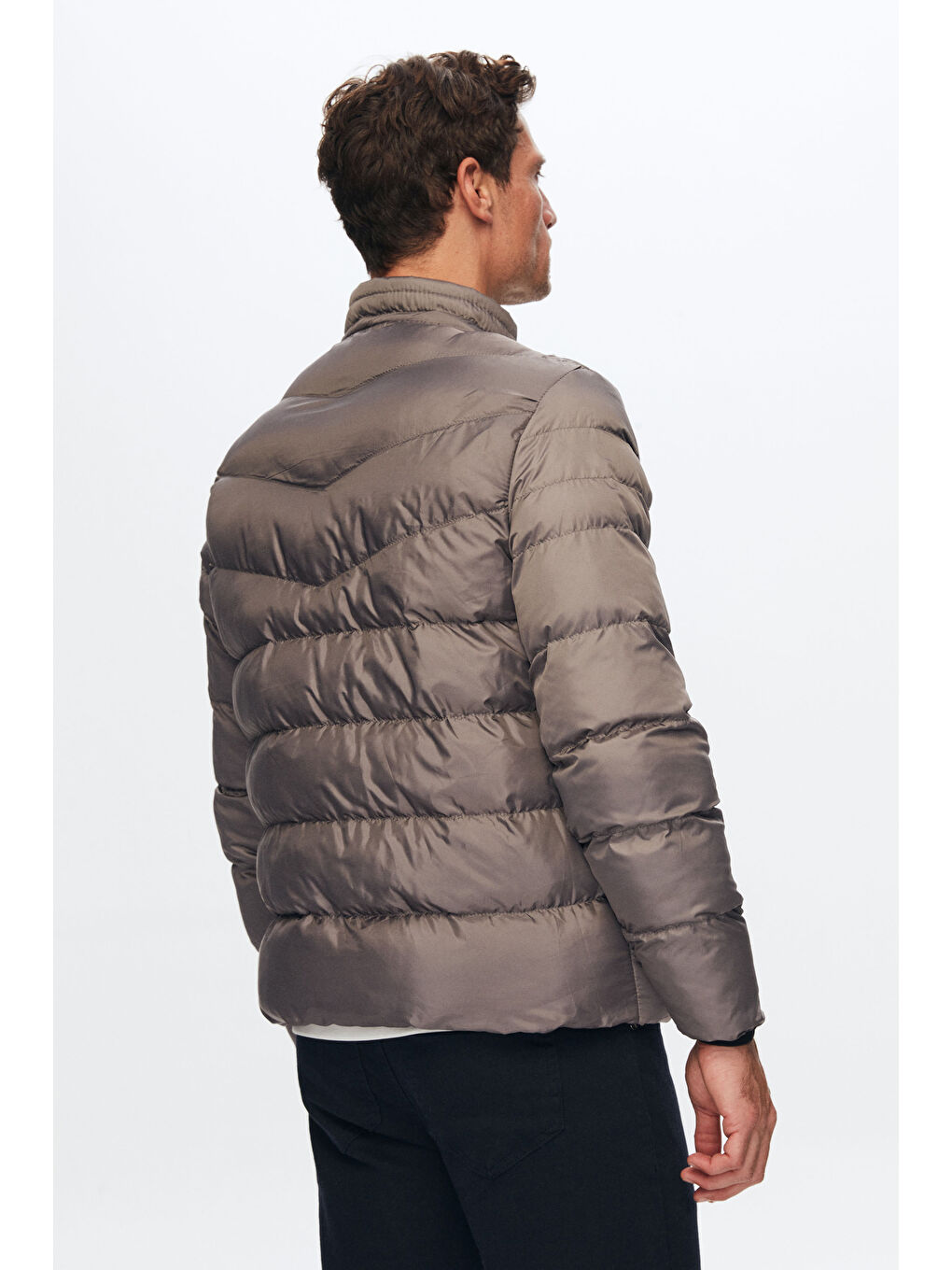 Slim Fit Gri Rüzgar Geçirmez Elyaf Dolgulu Şişme Mont-3