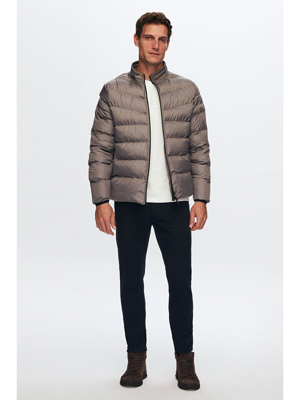 Slim Fit Gri Rüzgar Geçirmez Elyaf Dolgulu Şişme Mont-5