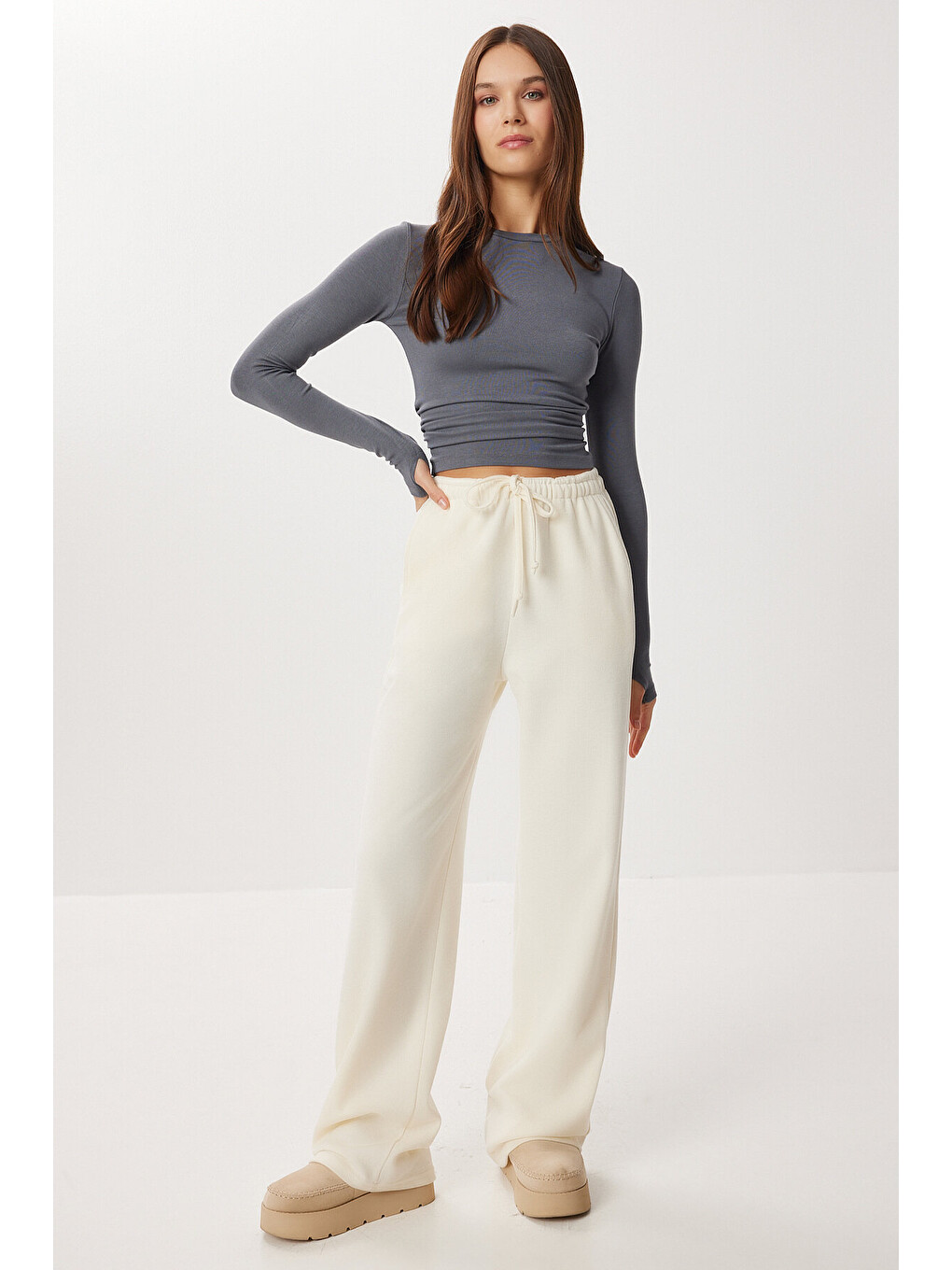 Beyaz Çok Yumuşak Dokulu Selanik Eşofman Altı KEMİK LUB0063
