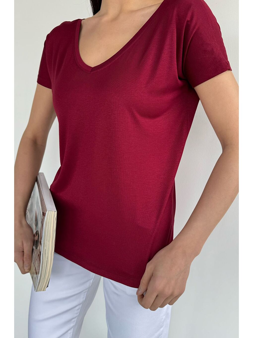 Bordo Ön Arka V Yaka Kadın T-shirt-2
