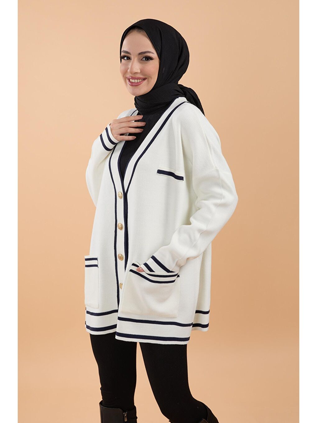 Orta Kadın Beyaz Triko Hırka - 23869-1