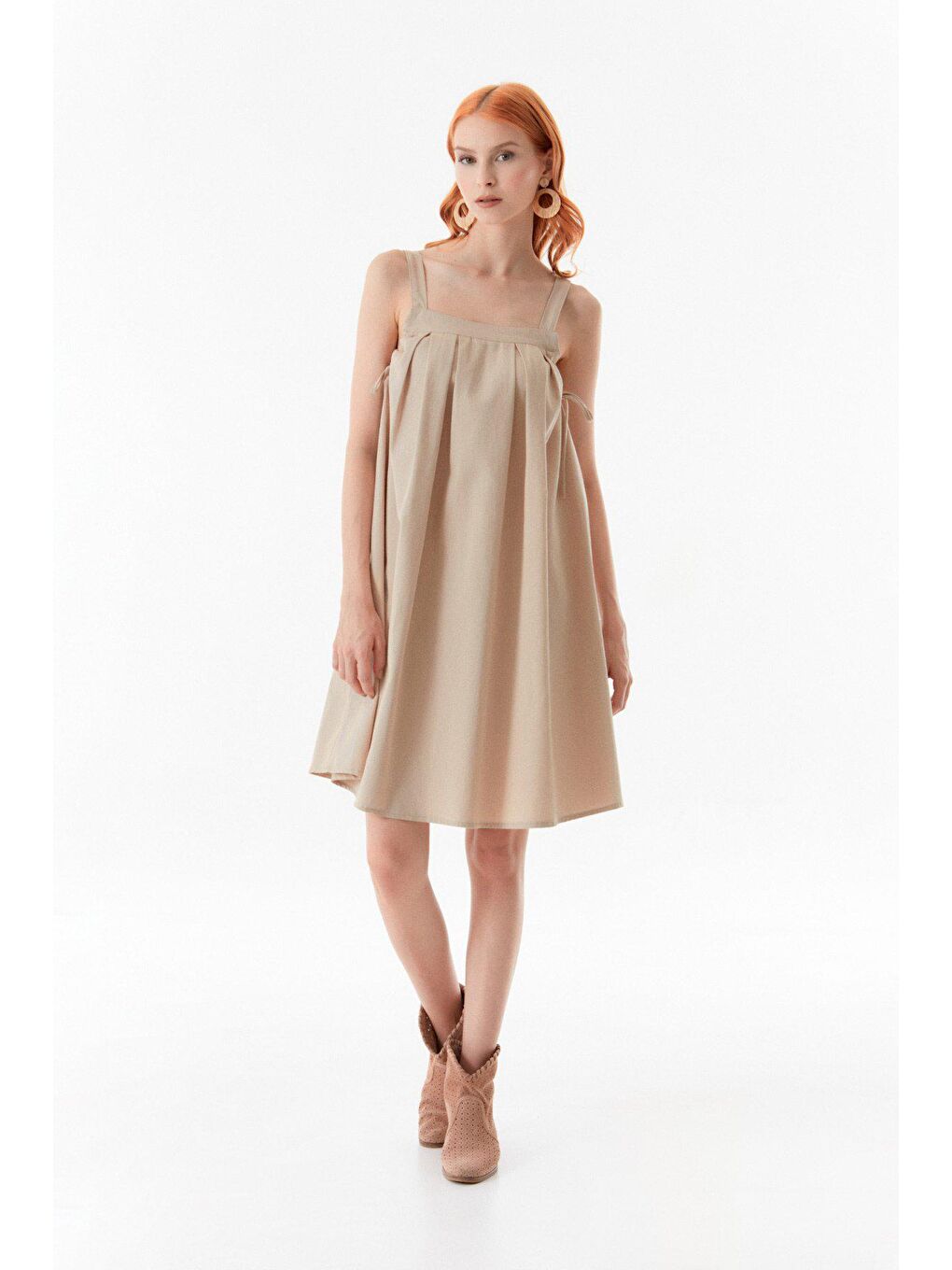 Bej Yanı Bağlamalı Gabardin Elbise-3