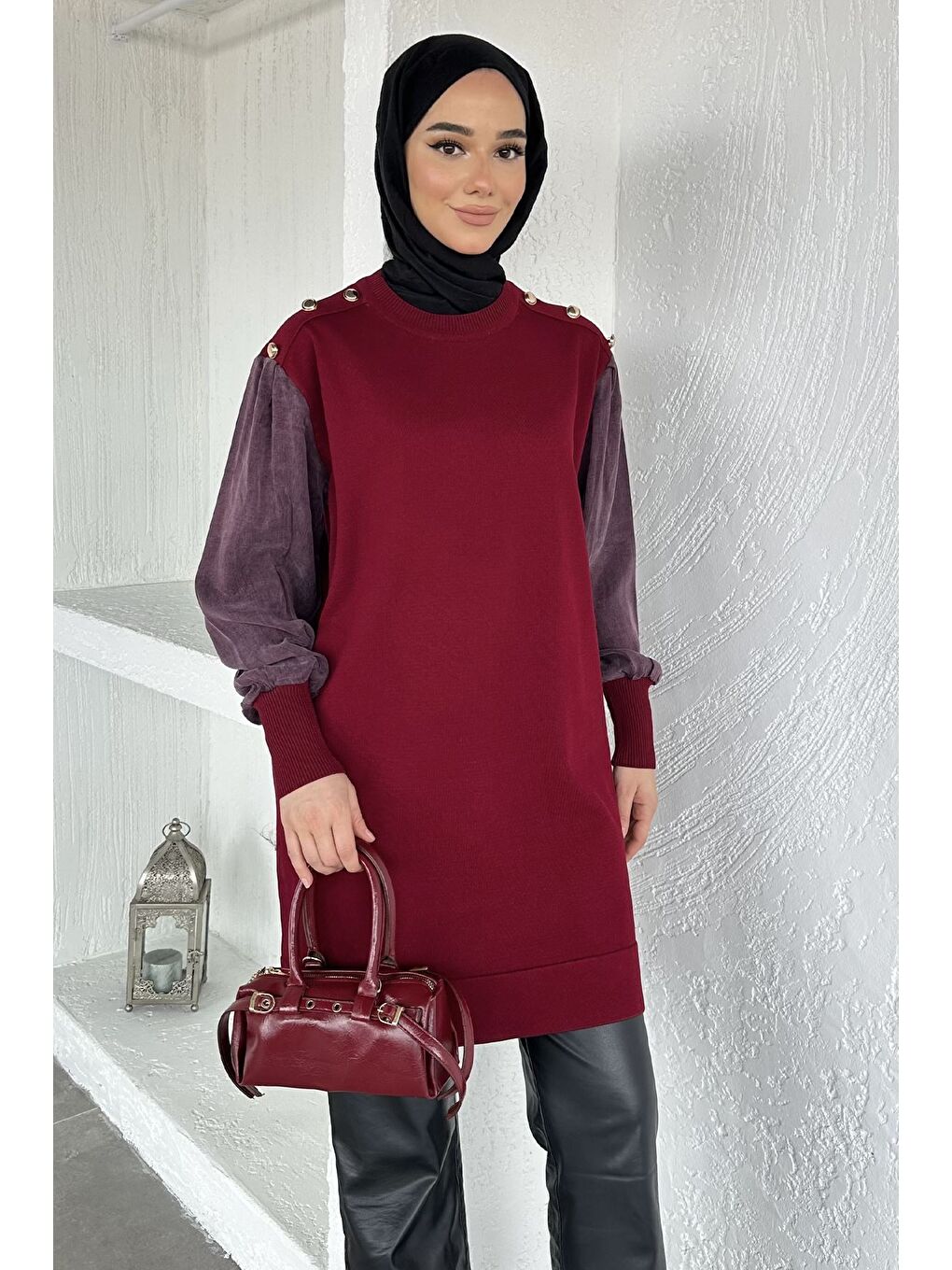 Bordo Gülseli Bisiklet Yaka Düğme Detaylı Tesettür Triko Tunik-1