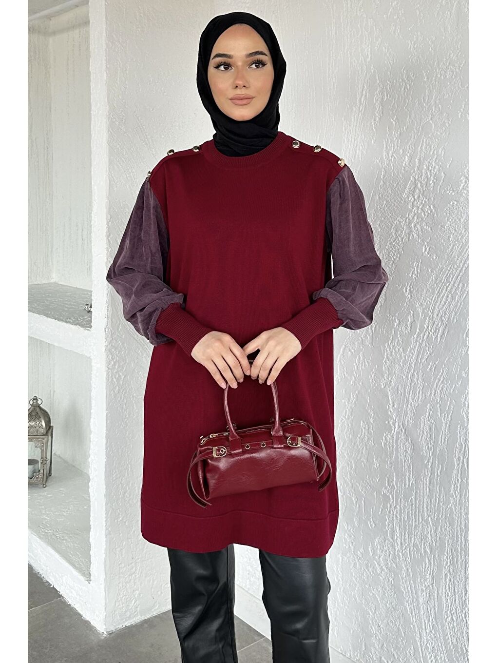 Bordo Gülseli Bisiklet Yaka Düğme Detaylı Tesettür Triko Tunik-3
