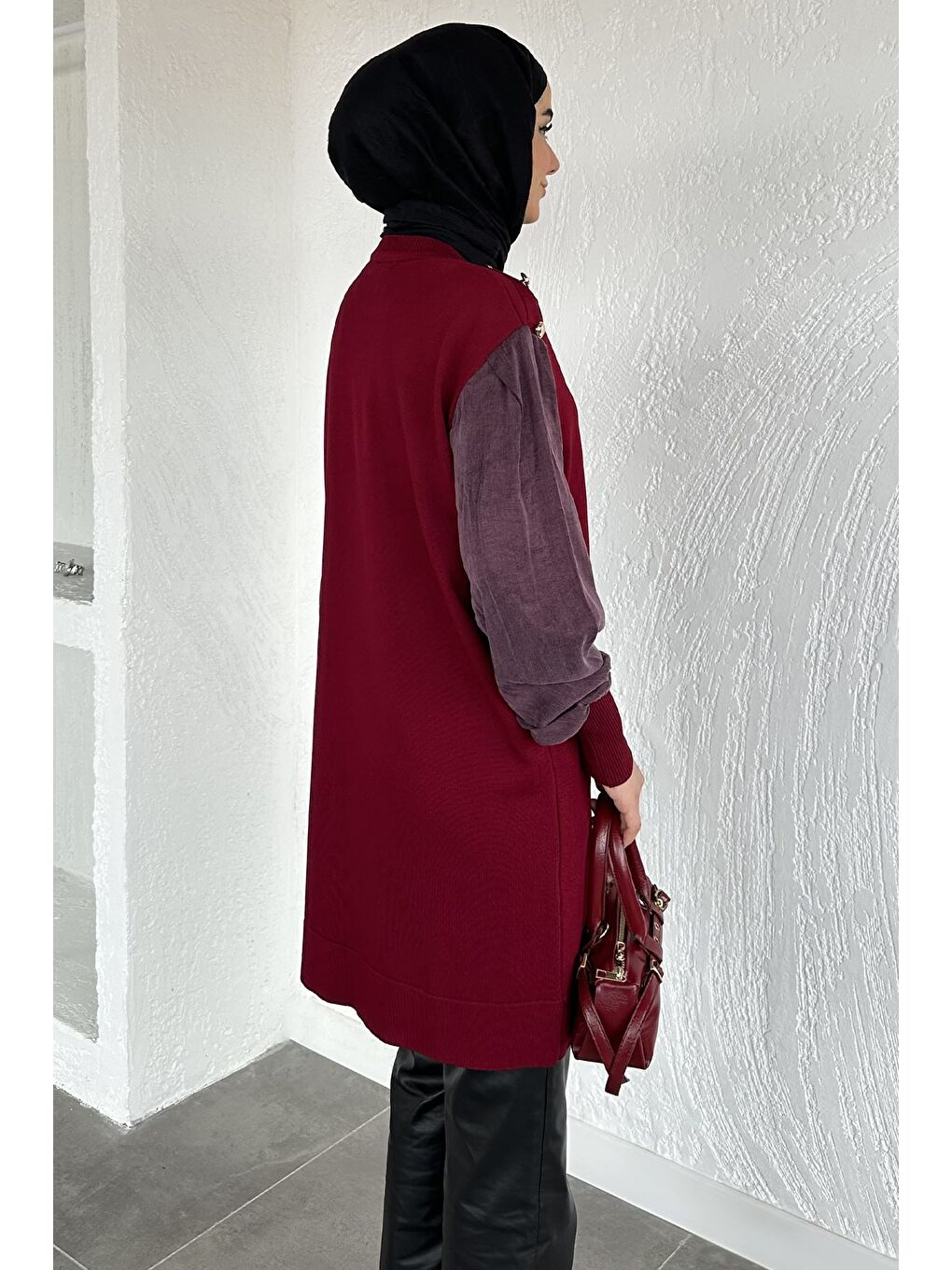 Bordo Gülseli Bisiklet Yaka Düğme Detaylı Tesettür Triko Tunik-4