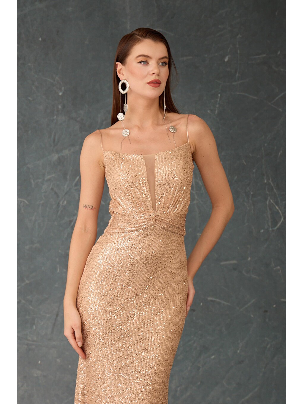 Sarı Gold Askılı Payetli Abiye Elbise-4