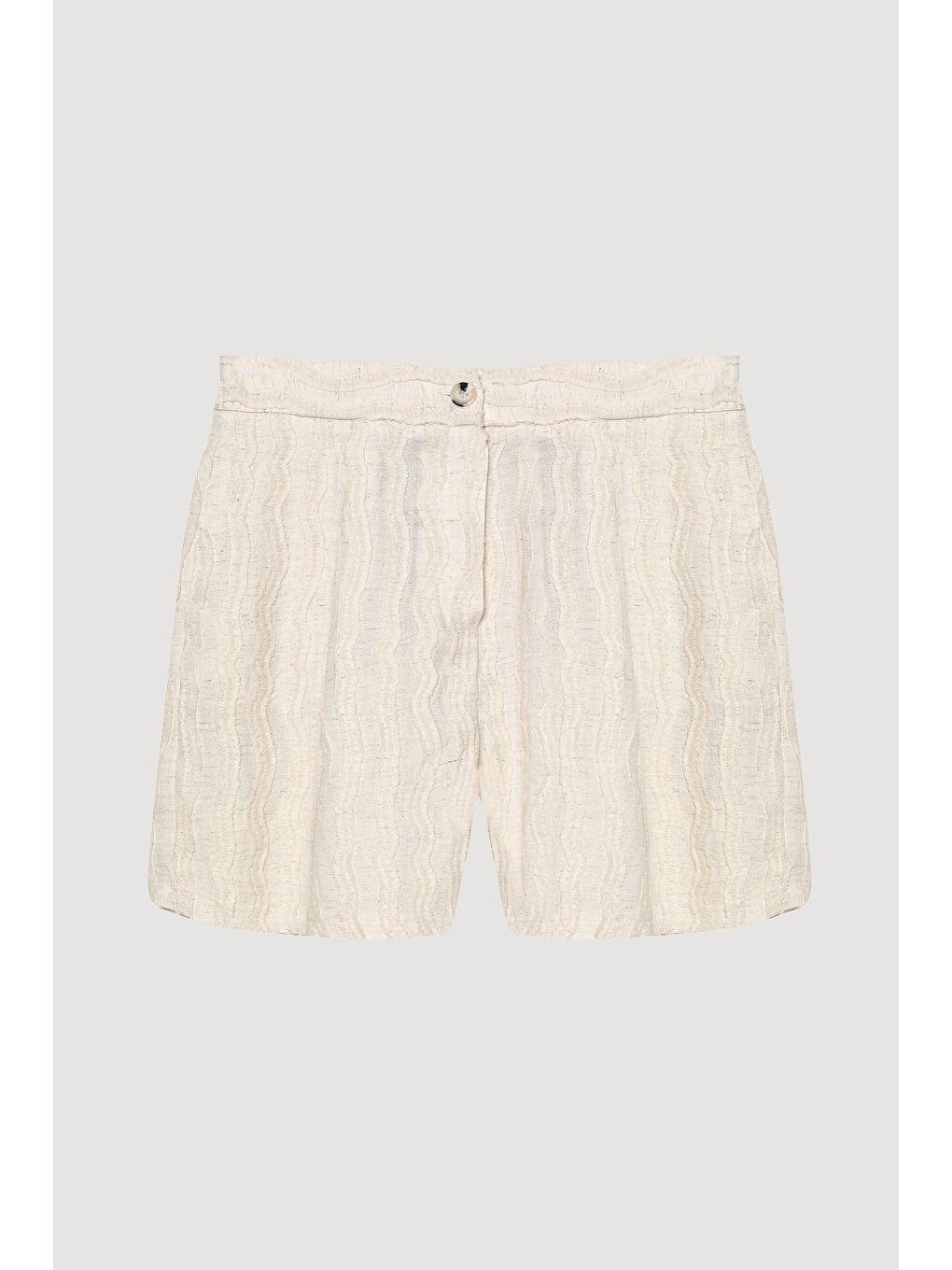 Bej Cep Detaylı Dokulu Mini Şort Naturel
