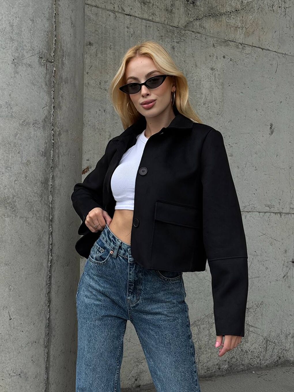 Siyah Süet Düğmeli Ceket