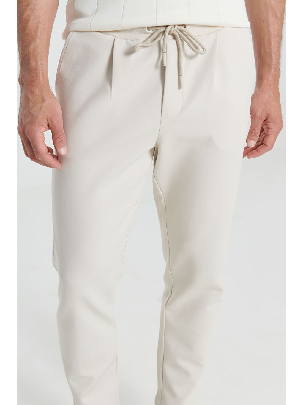 Erkek Bej Slim Fit Dar Kesim Pamuklu Yan Cepli Örme Pantolon-3