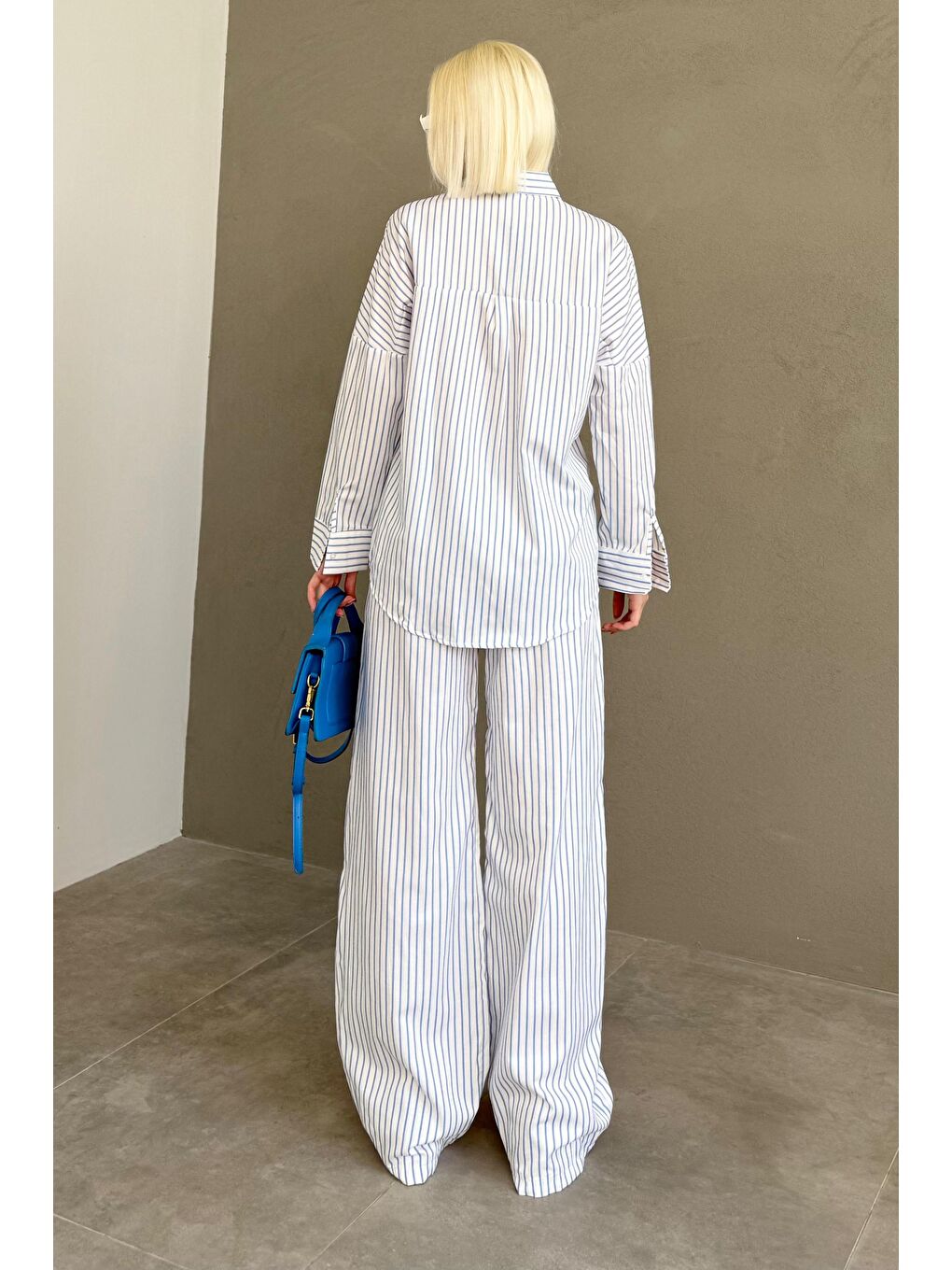 Beyaz Çizgili Gömlek Pantolon Kadın Takım Mg2457-4