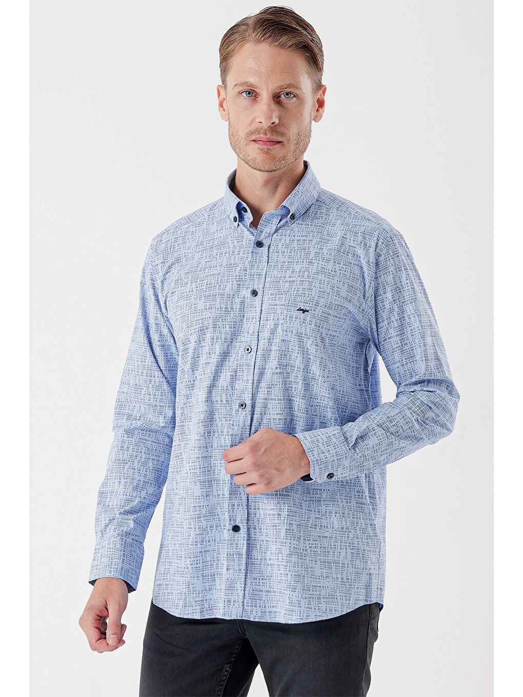 Koyu Mavi Uzun Kollu Baskılı Bez Ayağı Düğmeli Yaka Cepli Klasik Comfort Fit Gömlek 1004235104