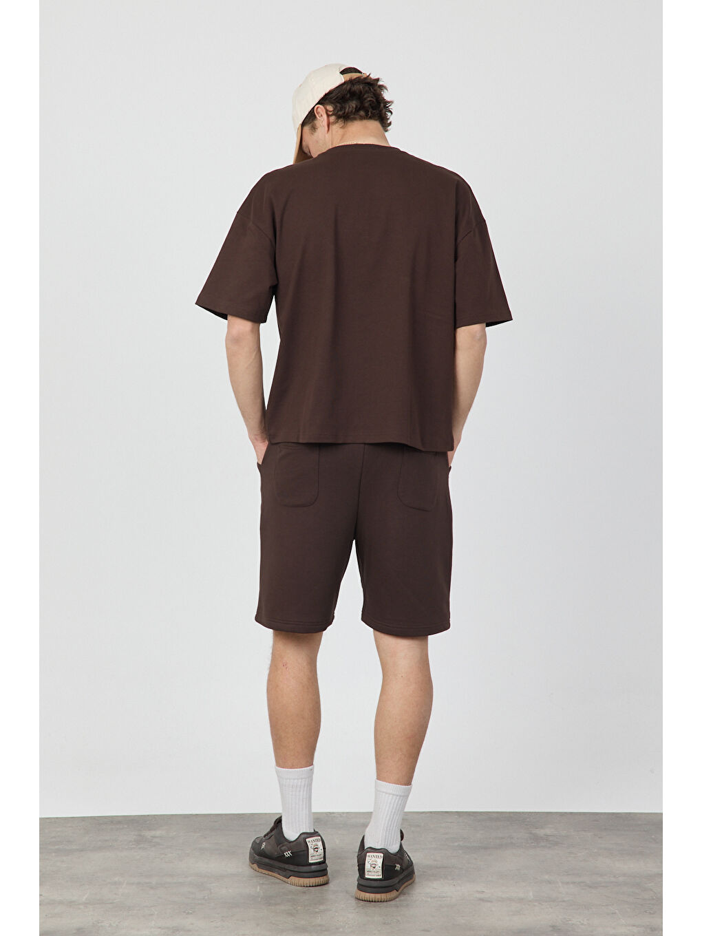 Erkek Chill Boxy Premium Kahverengi Tişört-4