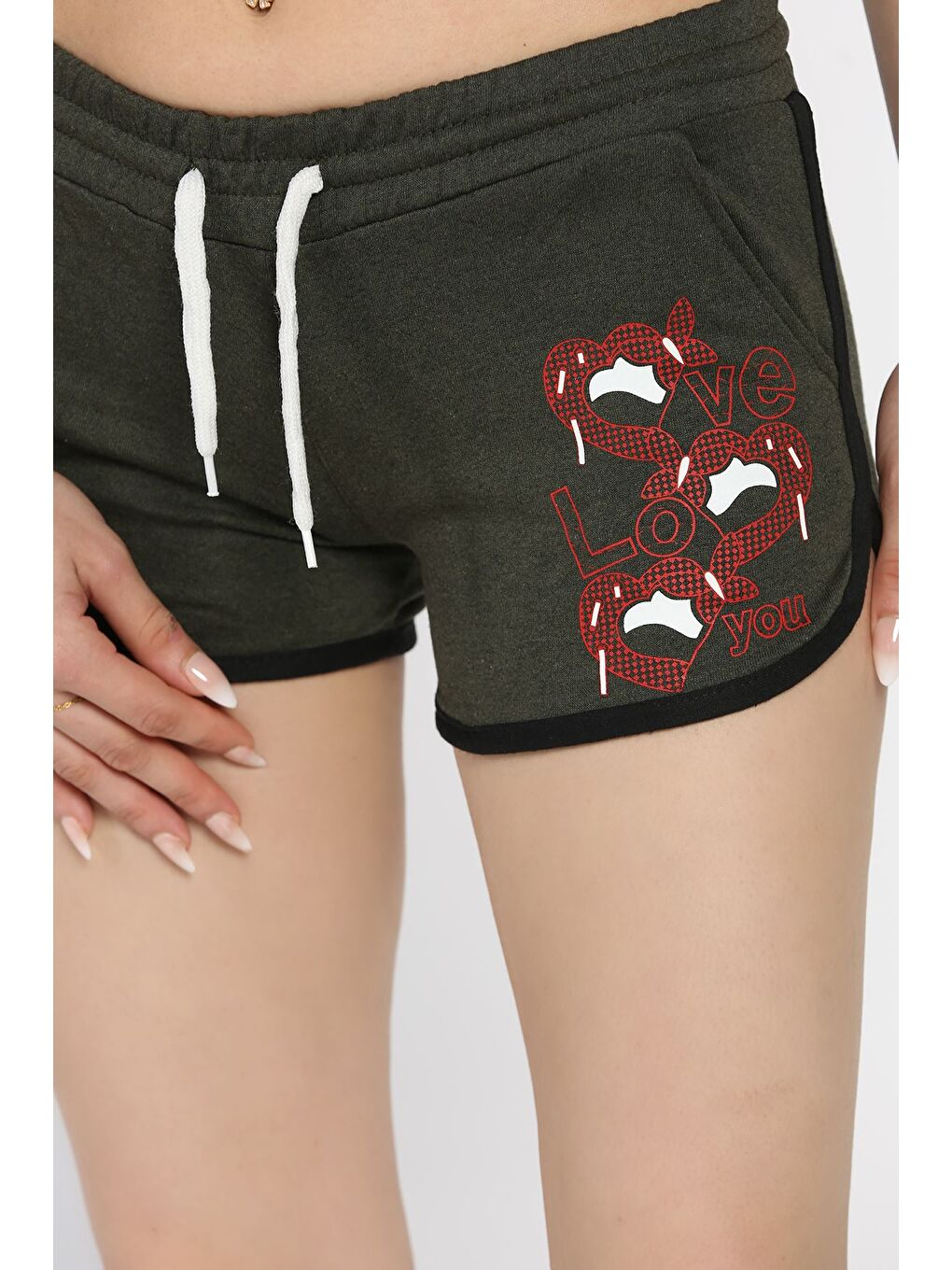 Haki Baskılı Kadın Mini Şort-3