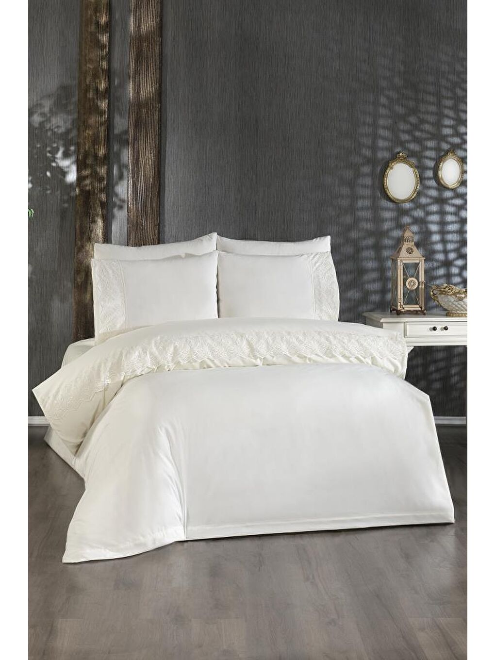 Ekru Fransız Dantelli Mahinur Çeyizlik Nevresim Takımı Krem