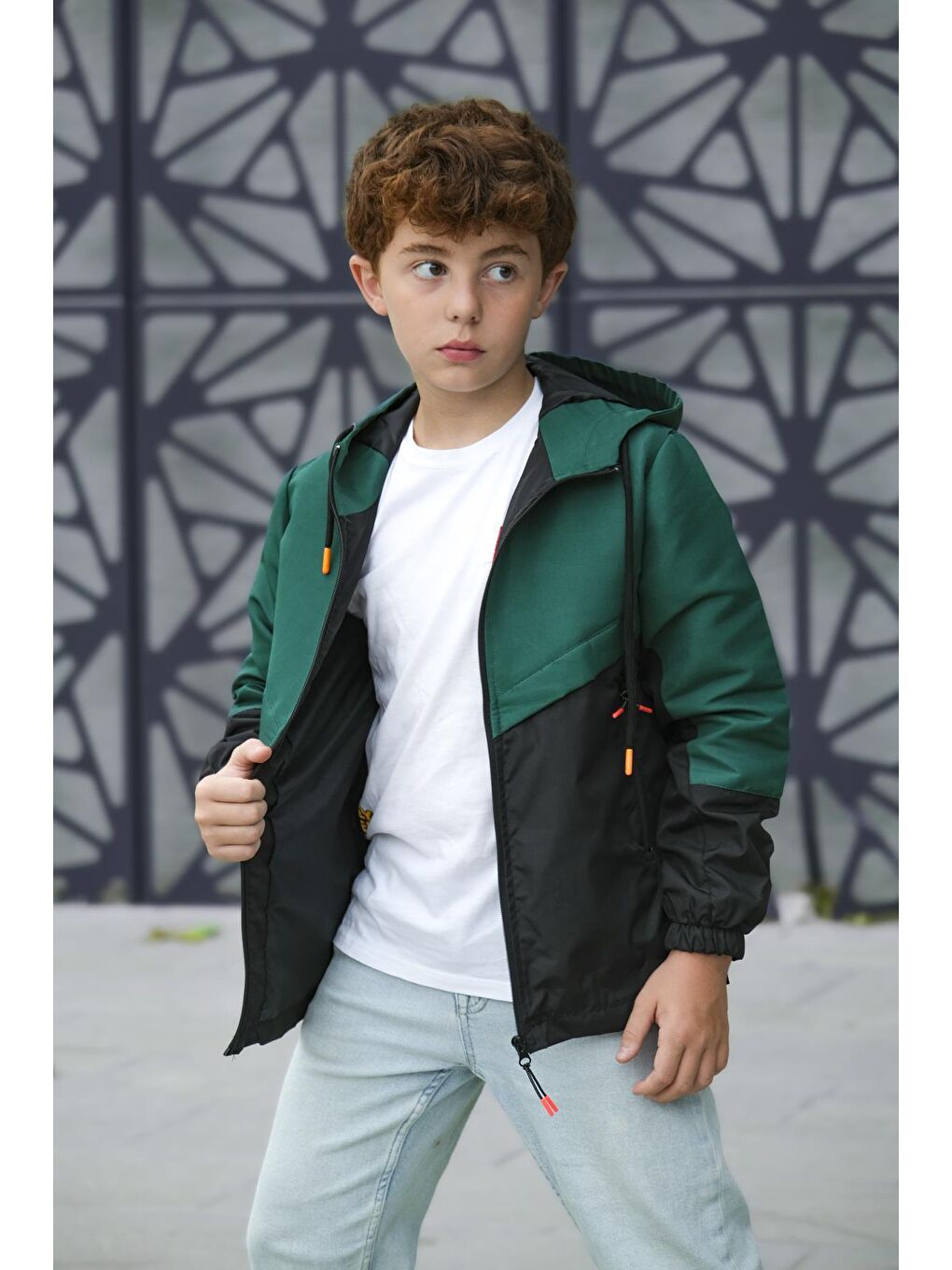 Yeşil Erkek Çocuk Kapüşonlu İki Renkli Mevsimlik Mont