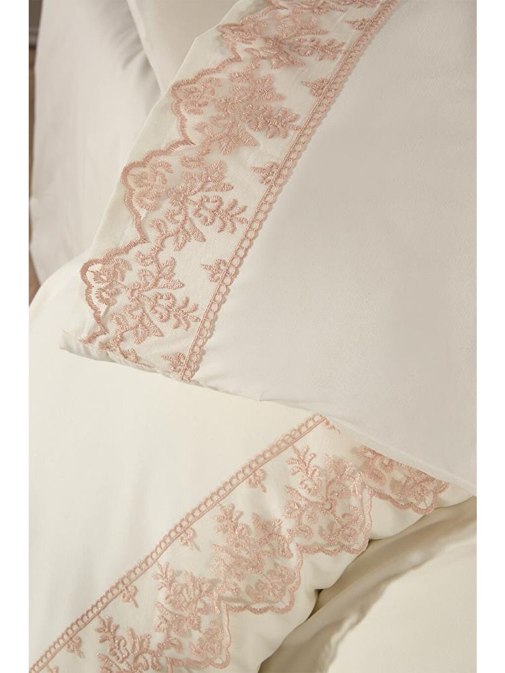 Ekru Fransız Dantelli Sara Çeyizlik Nevresim Takımı Krem Cappucino-2