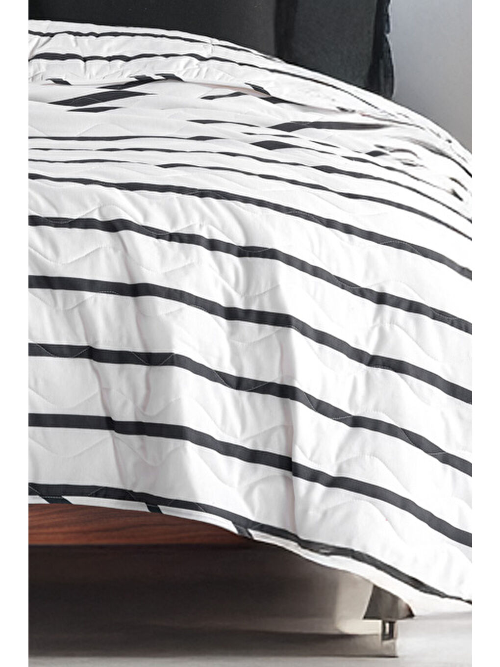 Kapitone Yatak Örtüsü Seti Çift Kişilik Funny Siyah-1