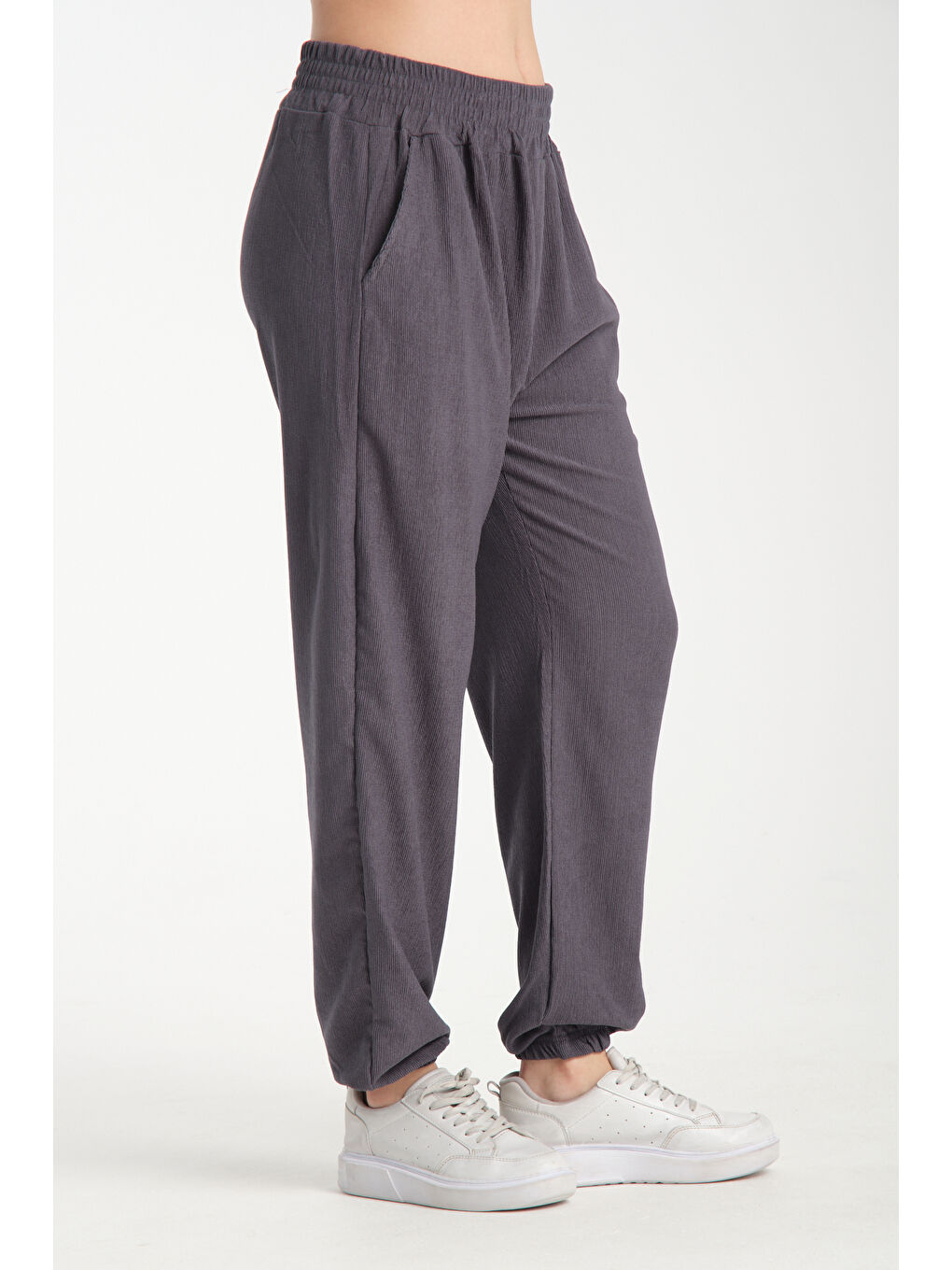 Antrasit Kadın Bel Ve Paça Lastikli Kadın Pantolon 1022-2