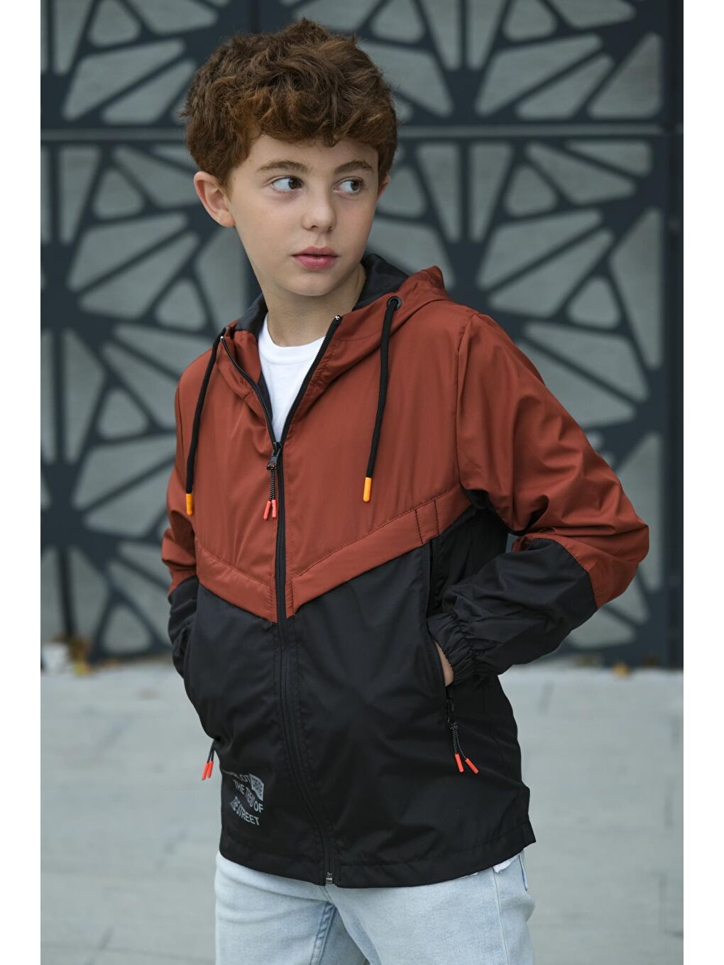 Kahverengi Erkek Çocuk Kapüşonlu İki Renkli Mevsimlik Mont-2