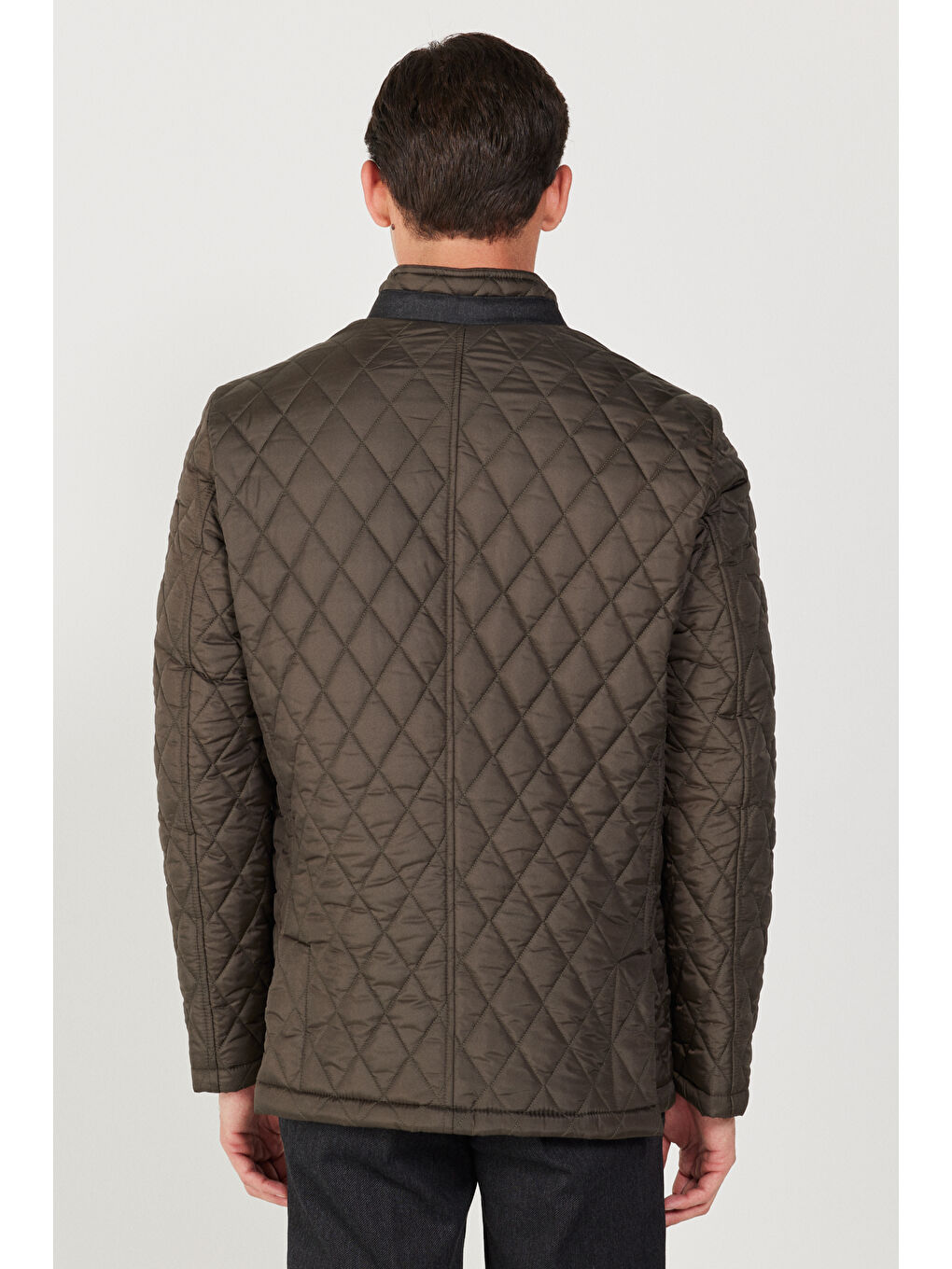 Erkek Haki Standart Fit Normal Kesim Dik Yaka Kapitone Desenli Overcoat-6