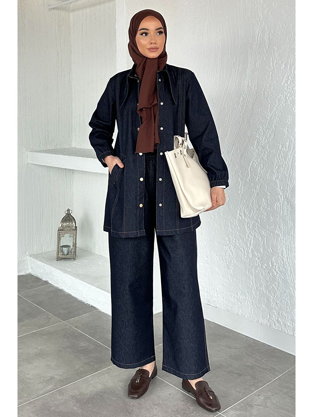 Lacivert Gülseli Uzun Yakalı Jean Tunik Pantolon Tesettür İkili Takım-3