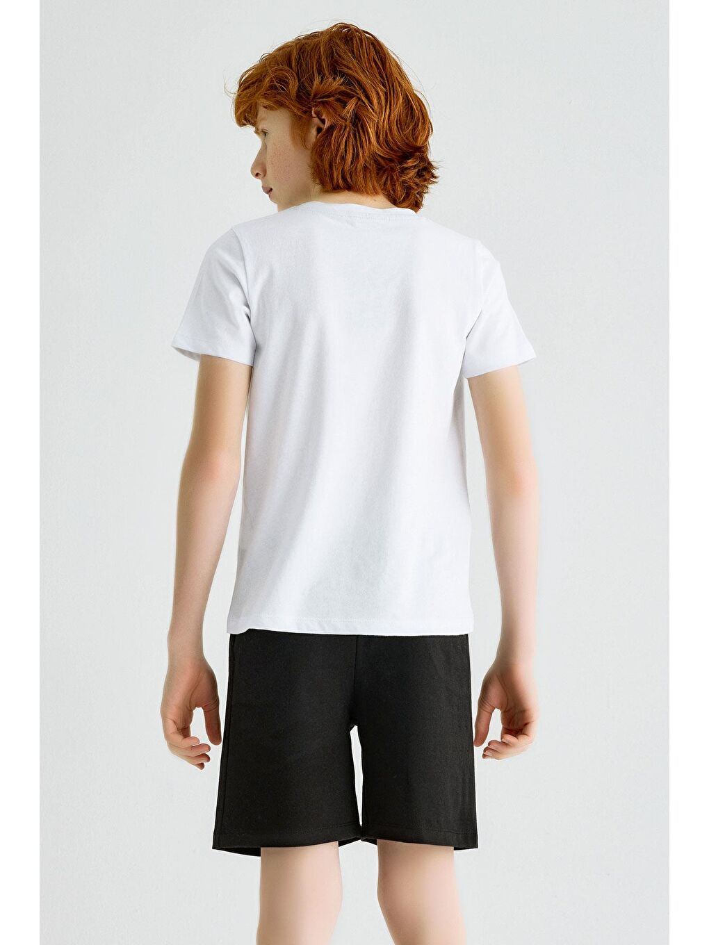 Bisiklet Yaka Kısa Kol Player One Yazı Baskılı Beyaz Siyah Renk Erkek Çocuk Şortlu Takım-3