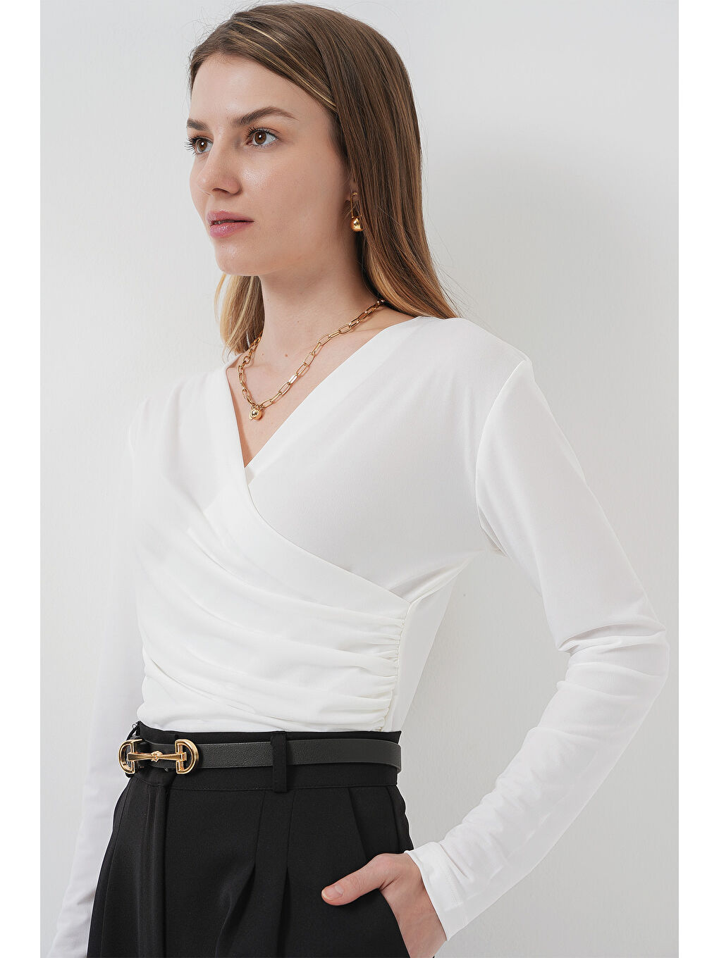 939 Anvelop Yaka Sandy Bluz - Beyaz-3