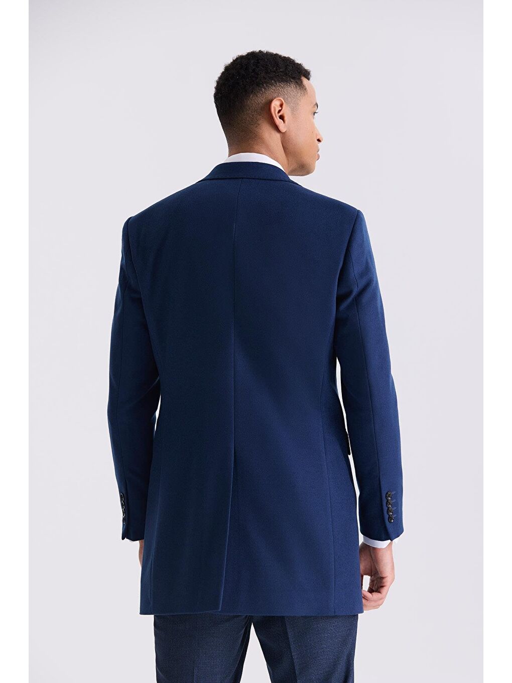 Koyu Lacivert Slim Fit Sivri Yaka Kaban-3