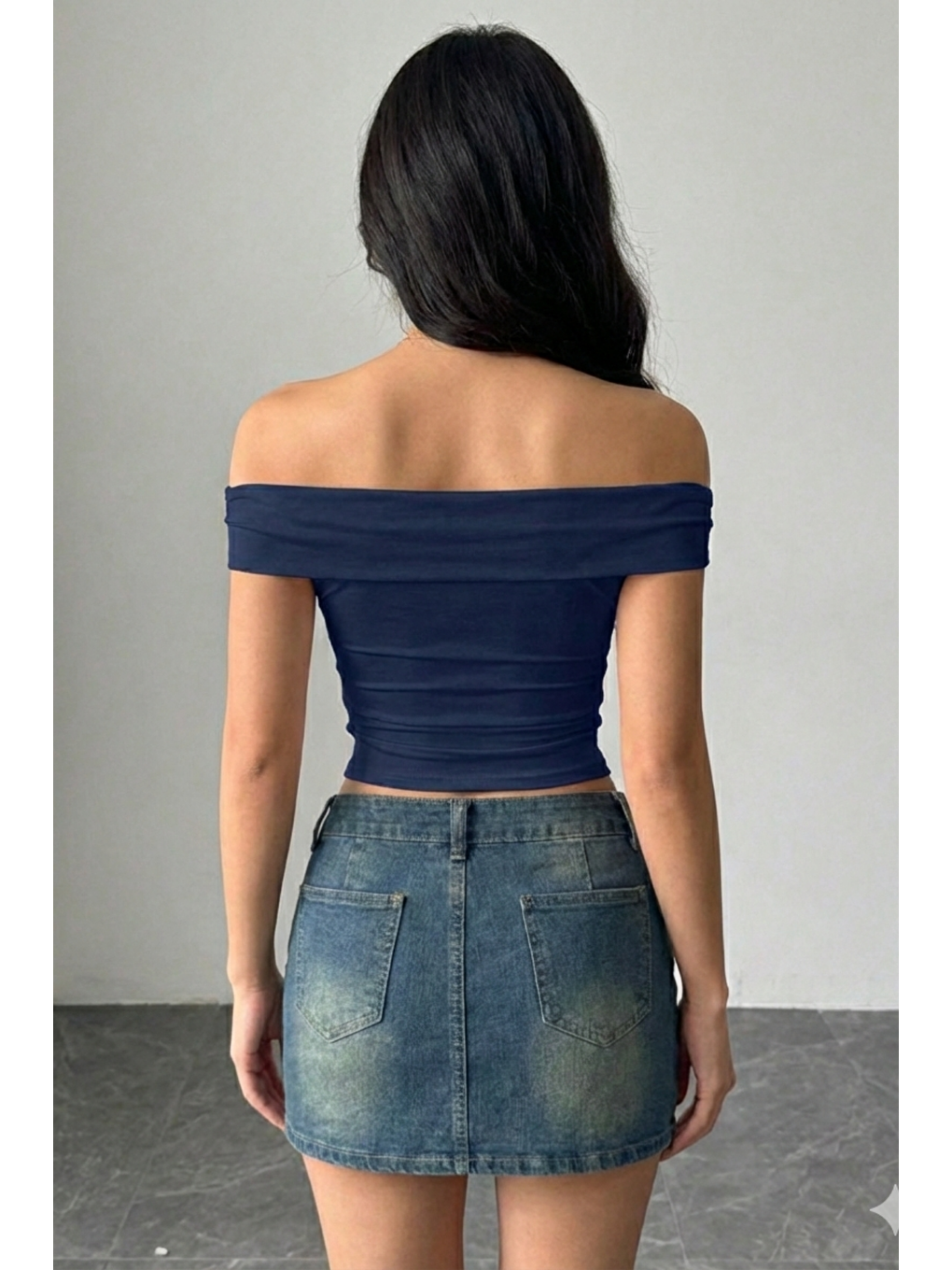 Kadın Lacivert Madonna Yaka Esnek Fit Bluz - Omuz Açık Vücudu Saran Üst-2