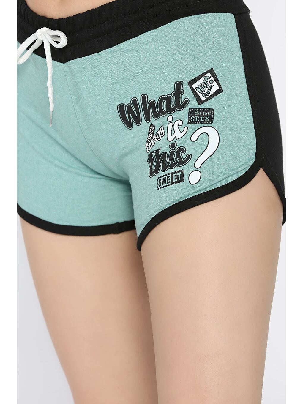 Yeşil Kadın Biyeli Baskılı Mini Şort-3