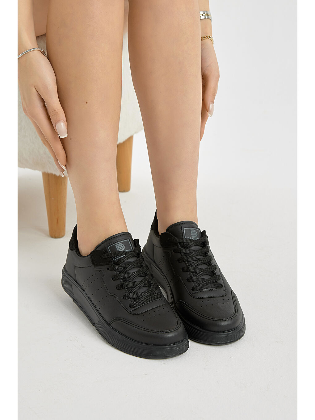 Unisex Siyah Hafif Faylon Taban Bağcıklı Günlük Spor Ayakkabı