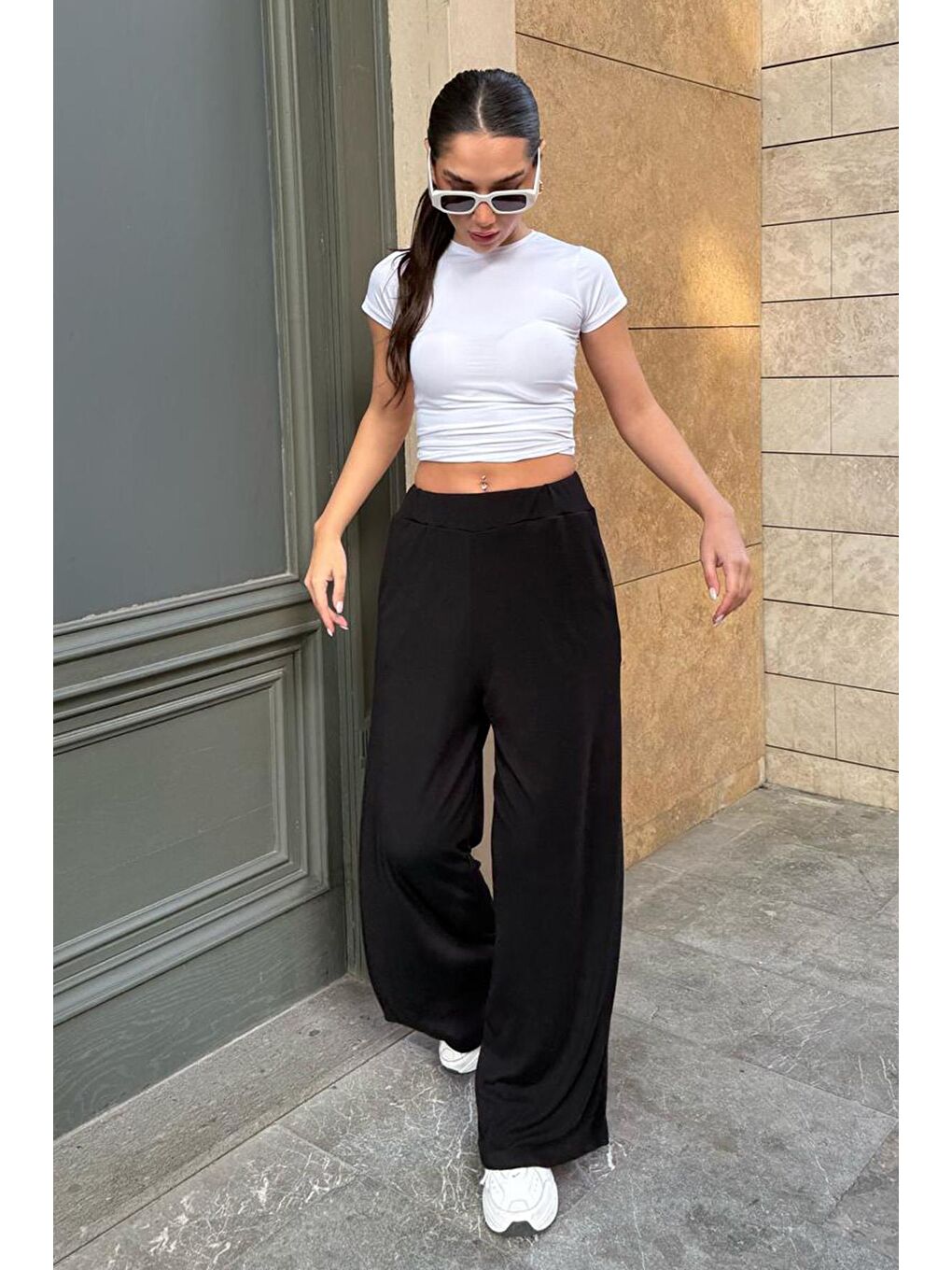 Siyah Yüksek Bel Rahat Kesim Geniş Paça Kadın Pantolon Mg2309-1