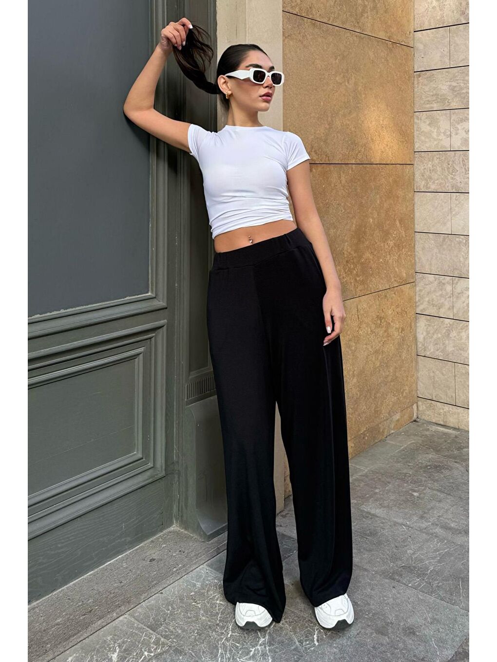 Siyah Yüksek Bel Rahat Kesim Geniş Paça Kadın Pantolon Mg2309-5