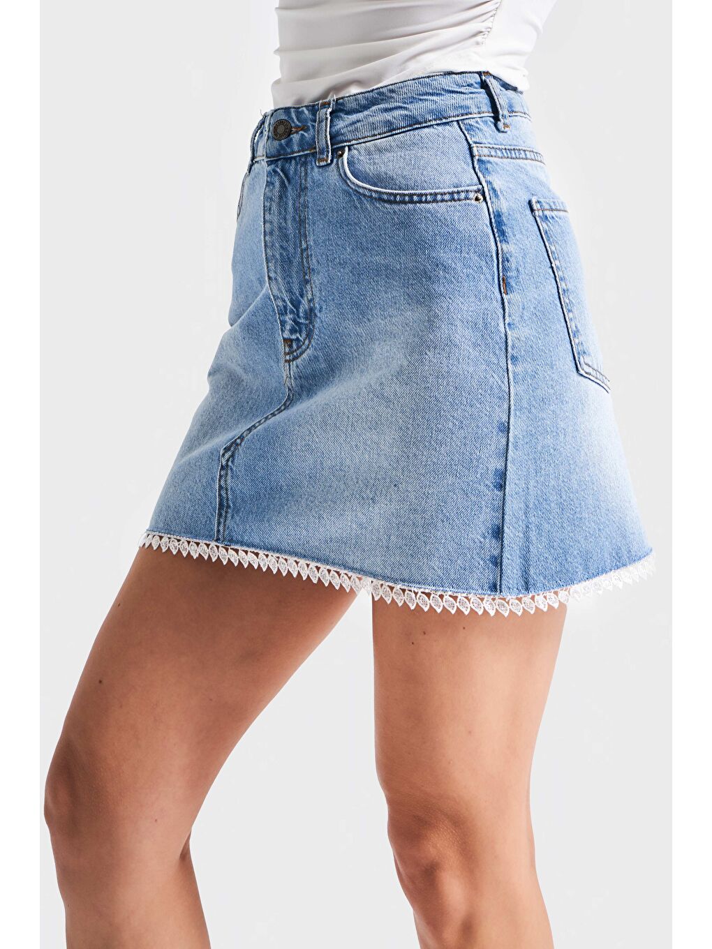 Kadın Mavi Renk D2-S5-4 Dantel Detaylı Midi Boy 42 Cm %100 Pamuk Tasarım Denim Etek-1
