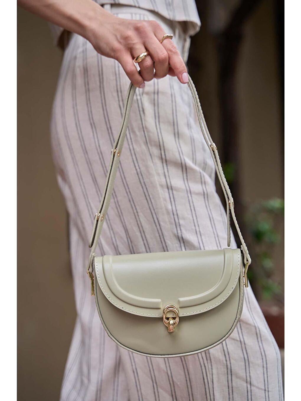 Yeşil Mini Metal Kilit Kapaklı Omuz Çantası Mint-4